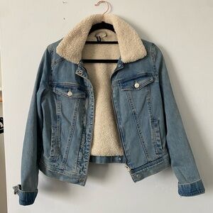 Denim jacket women's M with fur trim H&M great condition